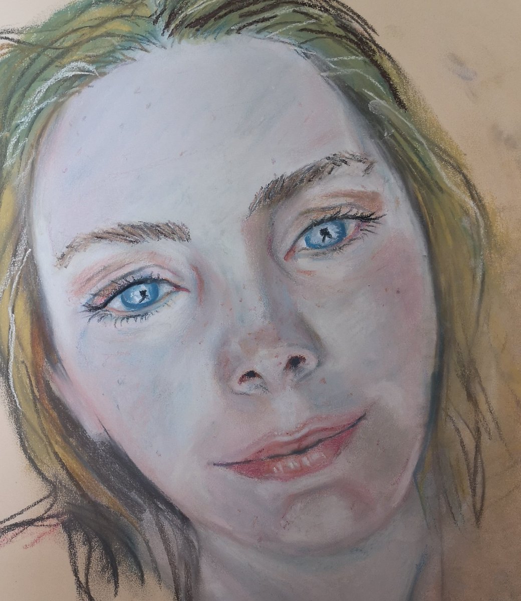m_littlejohn's tweet photo. Self portrait done in soft pastel. Checked again in the morning and made some changes. Adding some freckles and small details. #artteachersofinstagram #portraiture #practice #sketch #profile #unisonpastel #derwent #miteintes #pastel #painting #selfportrait #selfie #mumof3 https://t.co/PZ3AkUA081