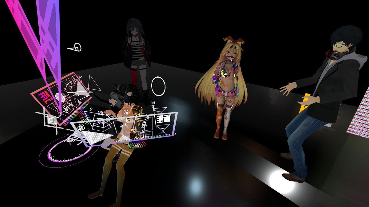 phi16_'s tweet image. いろいろ見たり見せたり　1001さんとSCRNさん等ありがとうございました　シェーダ服文化はもっと広まりそうだなと思った (？) / there're many things they have and we have, thanks so much! shader clothes culture will spread in the near future definitely