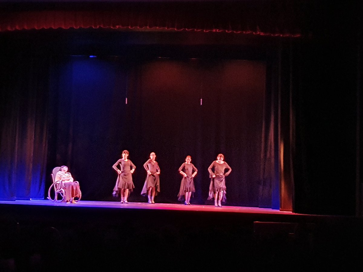 jparegall's tweet photo. Aquesta tarda a les 18h a #Centelles segona funció de #YERMA de #FedericoGarciaLorca 
Al Casal Francesc Macià 
Una obra de #Aquinahoragrupteatre i dirigida per @PepCompany
@aj_centelles dóna suport a la #Cultura i a les entitats culturals de la vila
https://t.co/JHG5NVq9BK https://t.co/HaancZ79hm