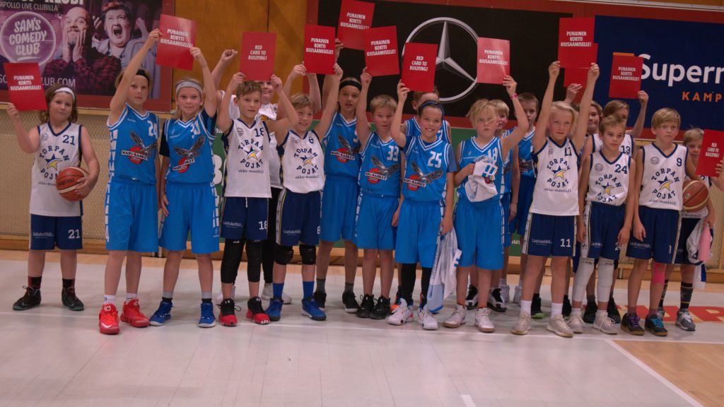 masubasket08's tweet photo. Pelipäivä ja punainen kortti kiusaamiselle! https://t.co/fuowdYAiVy https://t.co/WrQ8xE8CPg