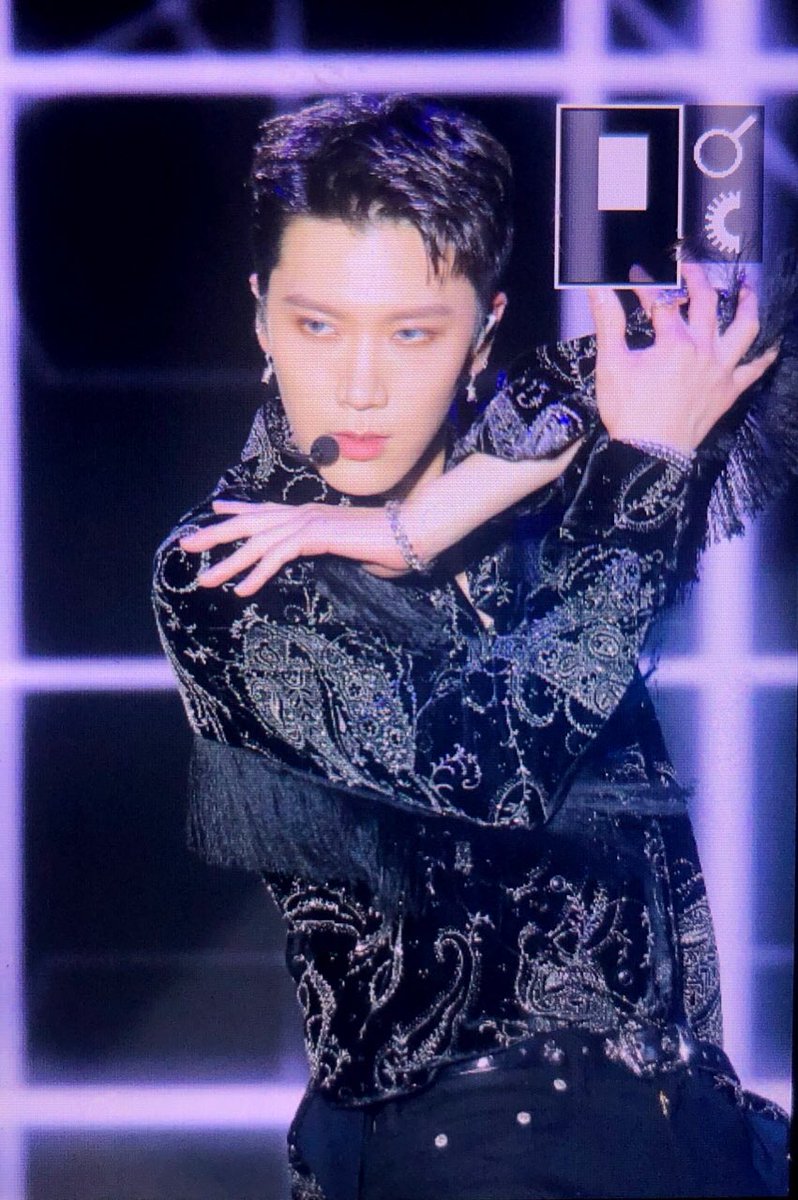 Sentimentalfly's tweet image. 05/10/2019 #Ten #SuperM #SuperM_TEN_inHollywood