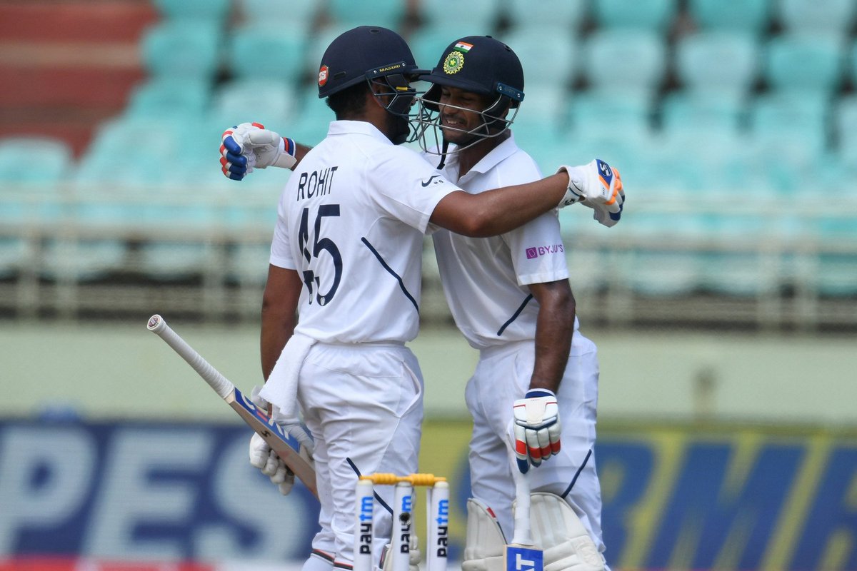 TheAmitBansal's tweet photo. Most runs scored by both team OPENERS in a Test
811 EngvSA Birmingham 2003
749 IndvSA Chennai 2008 (6 Inns)
731 #INDvSA Visakhapatnam 2019
706 WIvAus Bridgetown 1965
#howzstat https://t.co/Vy4FYOwMrG