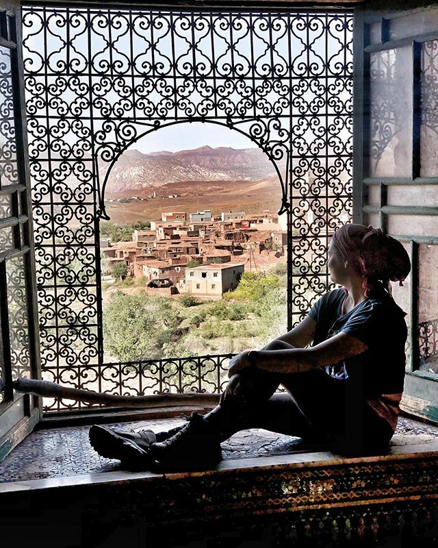 Visite de la Kasbah de Télouet, sublime ✨ avant de remonter à cheval pour notre Jour 2 🐴
•
•
•
#atlas #telouet #maroc #morroco #morrocotravel #horse #cheval #holidays #vacances #instagood #feelinggood w/ @camilleclimb @luciolinna ift.tt/31S4uxk