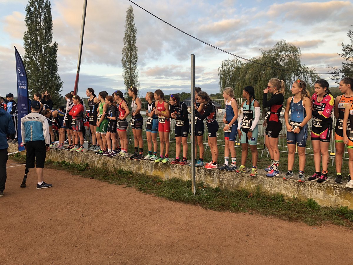 Federation Francaise De Triathlon On Twitter En Place Pour La Coupe De France Des Clubs Jeunes Une Epreuve Transformee En Duathlon Sous Forme De Relais Mixte A Suivre Tous Les Resultats