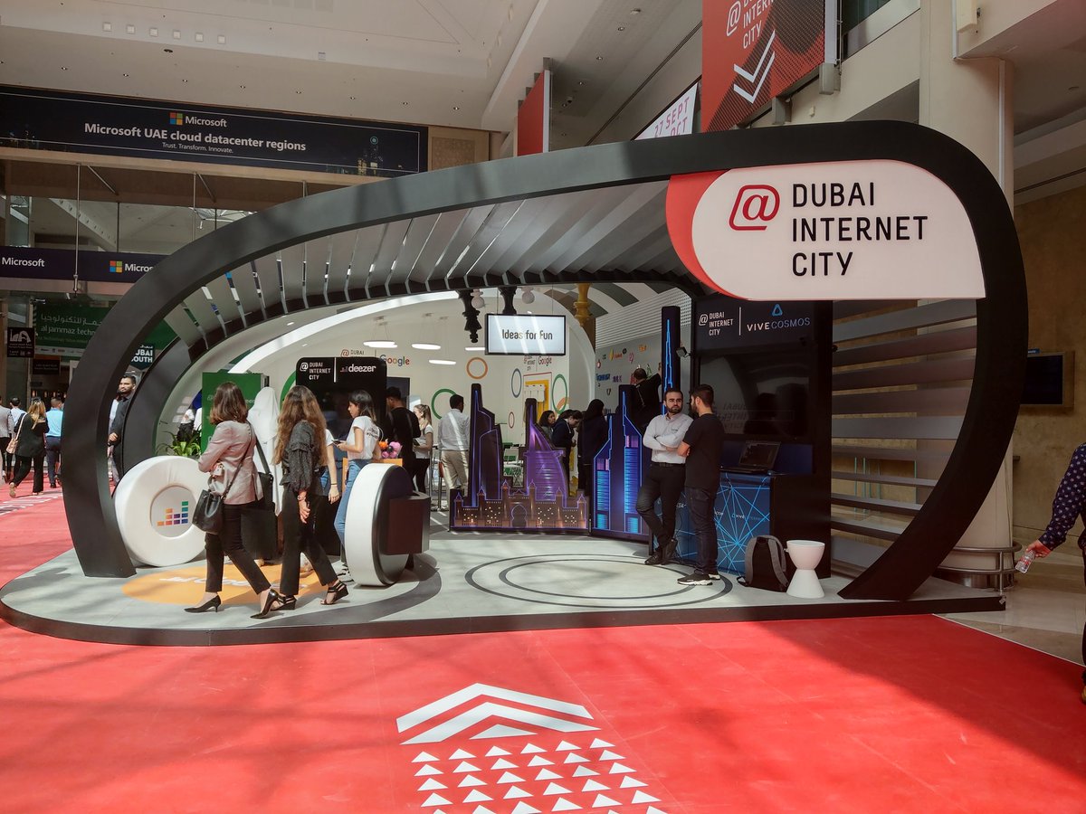 DanielJKhayat's tweet photo. Be the first to experience #HTCVIVECosmos in #GITEX2019 @dxbinternetcity Stand #HTC #htcvive #HTCMEA https://t.co/IwAEUuzvdH