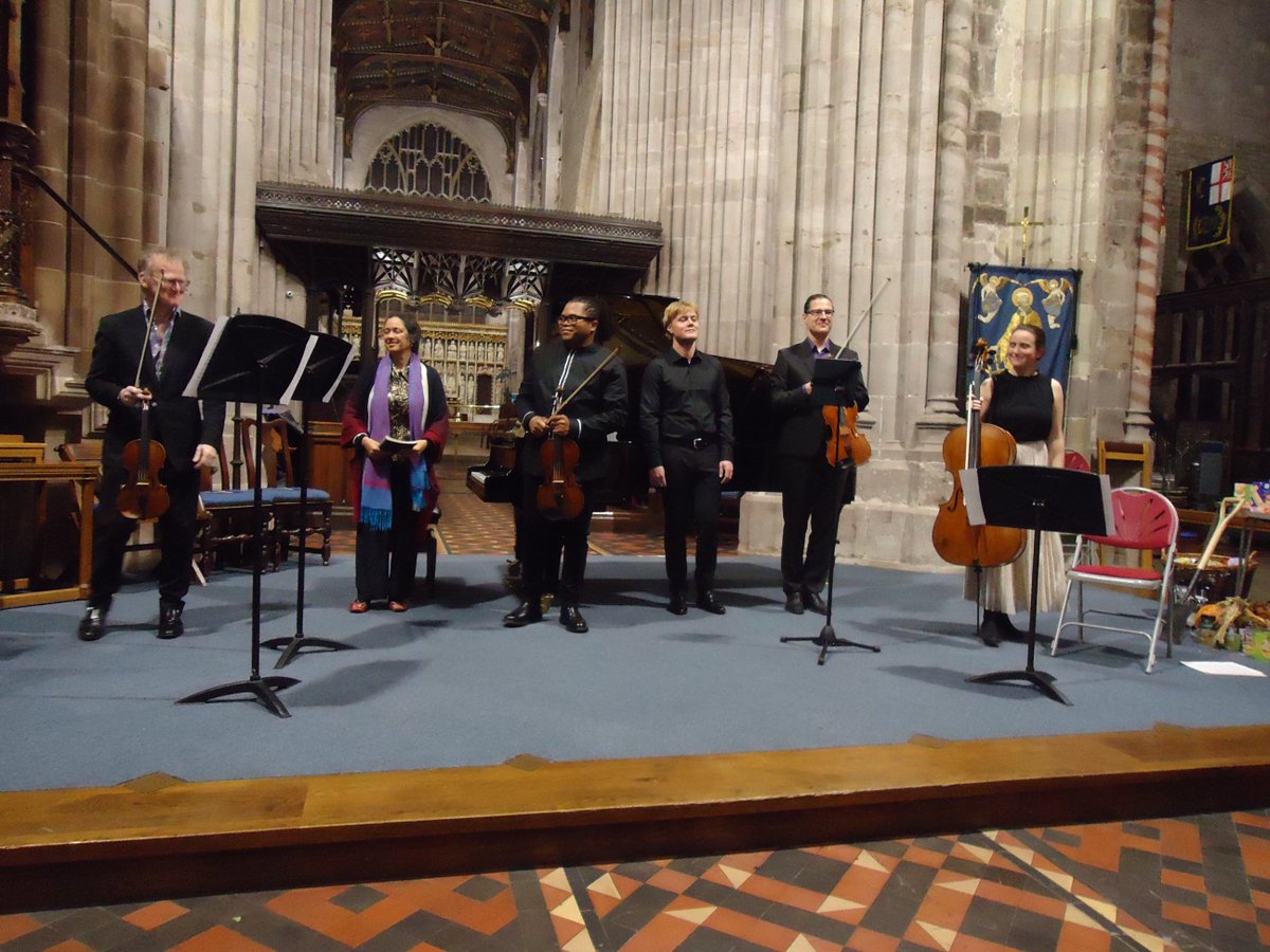 ArcadiaMusic2's tweet photo. @ArcadiaMusic2 concert in #Ludlow opened with #Purcell 'Fantasia upon One Note'. @TomBowesViolin & @skerpracso - violins, #AndresKaljuste & @cliftondotcom - violas, @hmsloane - cello, #SophiaRahman & #JonathanSwensen - vocal: @Eleanor_Alberga https://t.co/JsQKp2kEuu