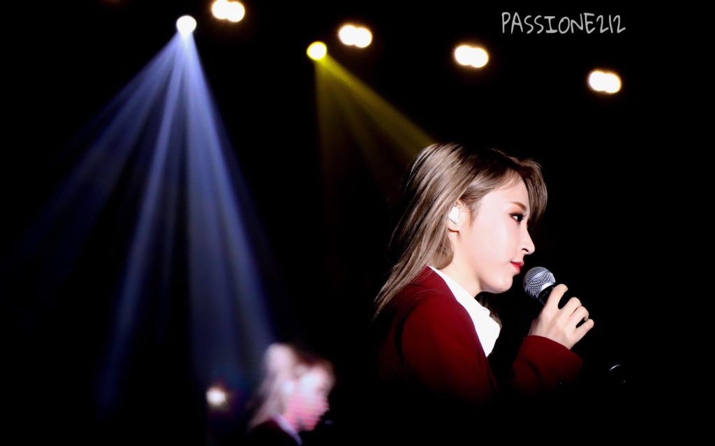 passione212's tweet photo. 190928 4SEASONS F/W IN HK
#마마무 #문별 #휘인 #MAMAMOO #MOONBYUL #WHEEIN
#솔라 #SLOAR https://t.co/gtd34279rw