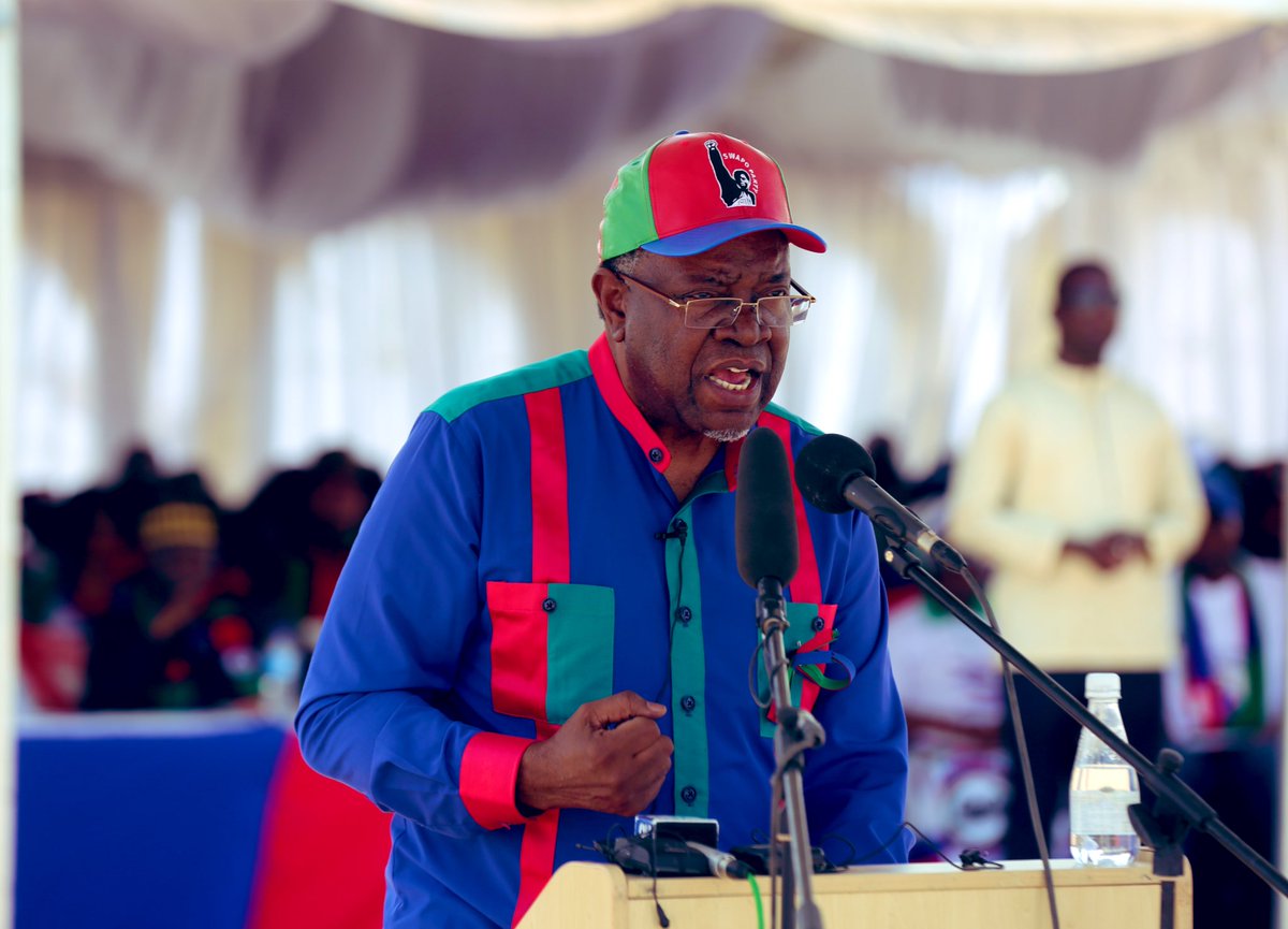 hagegeingob's tweet photo. This Manifesto, is our contract with the people of Namibia. It is a declaration of our intentions, motives, and views on how to take Namibia forwards to bigger things and a brighter future. #OnlySWAPO 

-Launch of 2019 SWAPO Party Election Manifesto https://t.co/e7fbCyMLIB