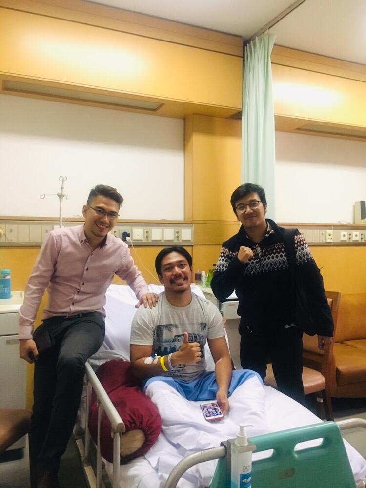 AndrianRhamad's tweet photo. Rasanya ketika sahabat sakit dan belum bisa melanjutkan aktivitas #gws https://t.co/EhrU6oYffe