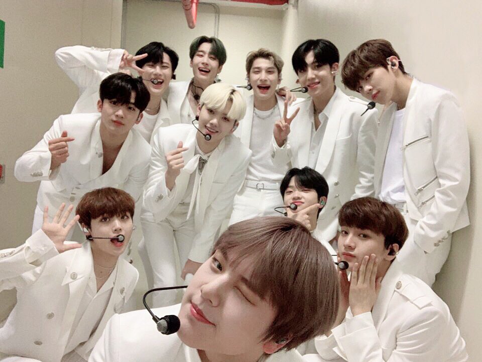 KIMWOOSEOK_PH's tweet image. [UPDATE/PIC] 190929 x1official101 Twitter Update 

[#X1NOTE]
One It ~ Did you have a good time with X1 today? The 2 days of KCON THAILAND 2019 is a dream like moment for us! Thank you to the One Its who were with us, and let us make a lot of good memories from now on 💫

🐊