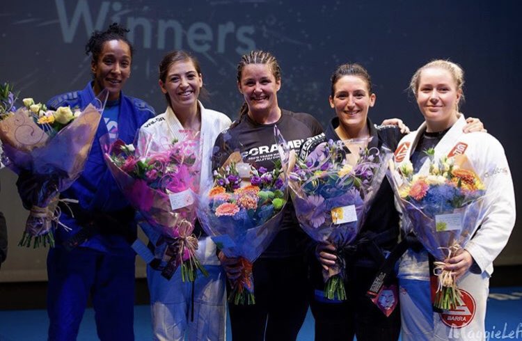 Leoni Munslow tweet media