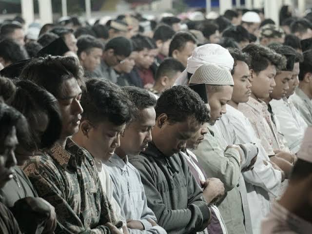 INAMilikAllahYk's tweet photo. MU For Muslim, Don't For MUnafiq,
#OTWMuslimUnited . #MuslimUnited2 #SedulurSaklawase
#B551
@idayrusonegi https://t.co/6Jj2FcEEJt