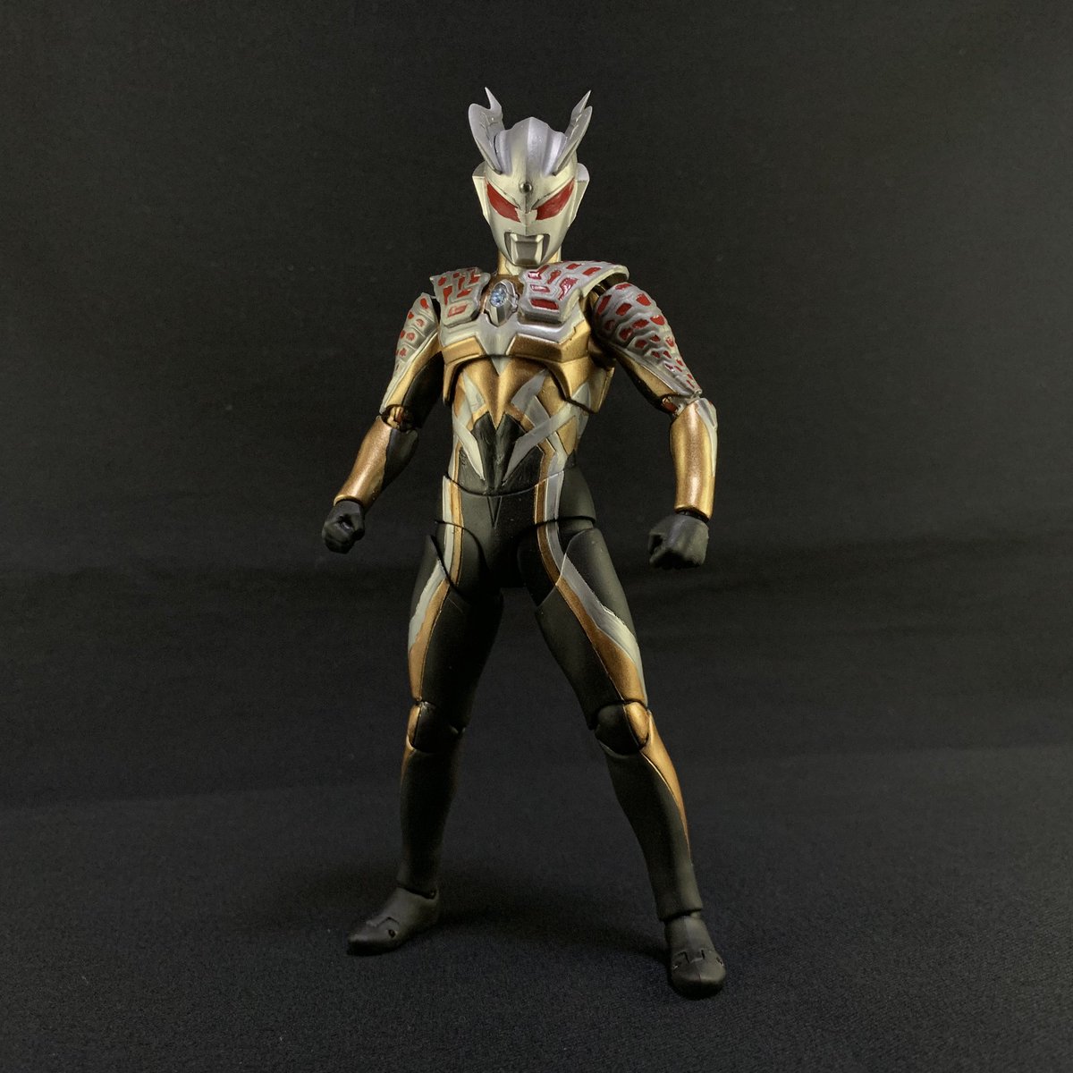 改造品S.H.Figuarts ダークロプスゼロ 改造品S.H.Figuarts ダークロプスゼロ