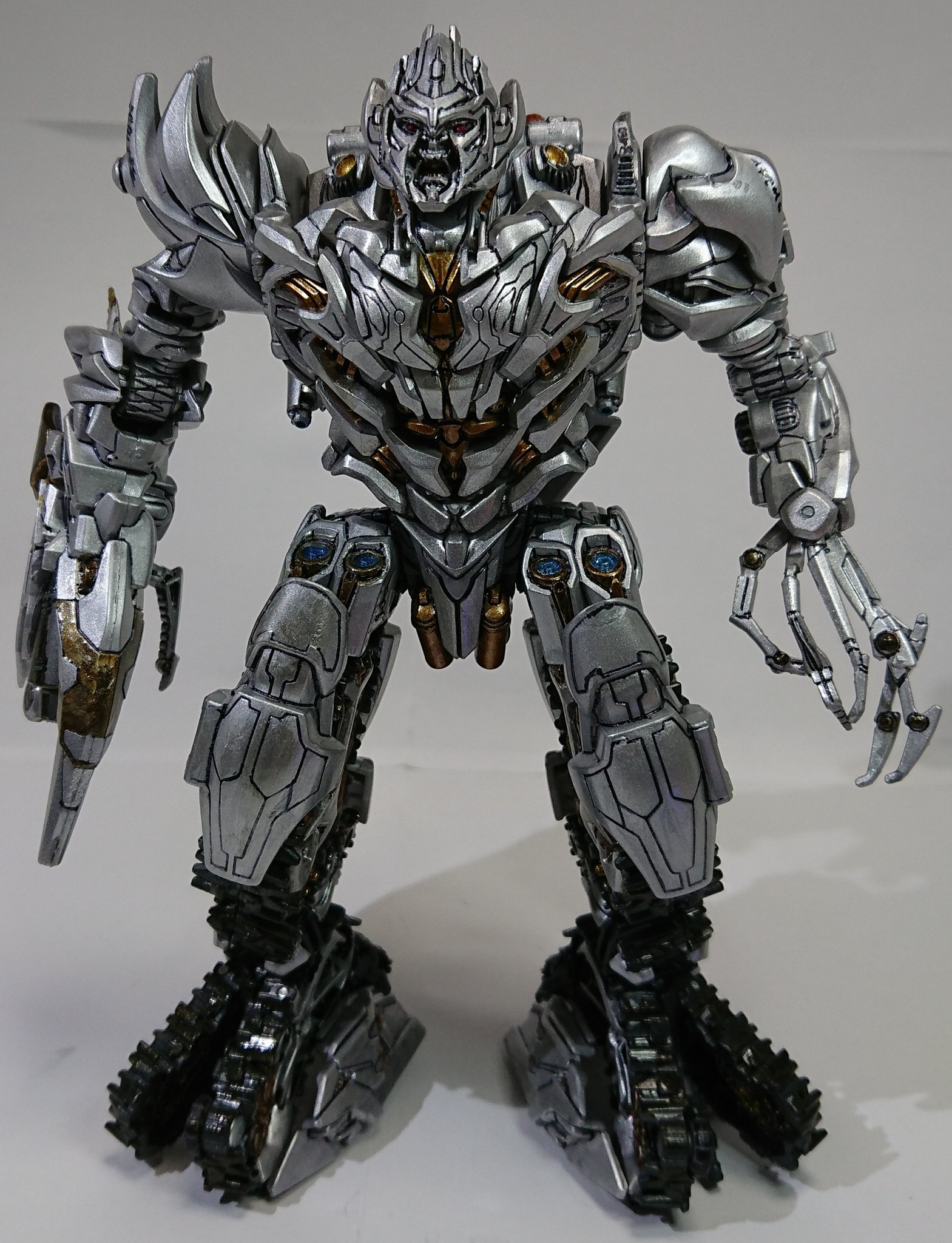 SS11 メガトロン＋DK-09(現状/塗装/欠品あり) パルファキル・デパルサイン على X: 