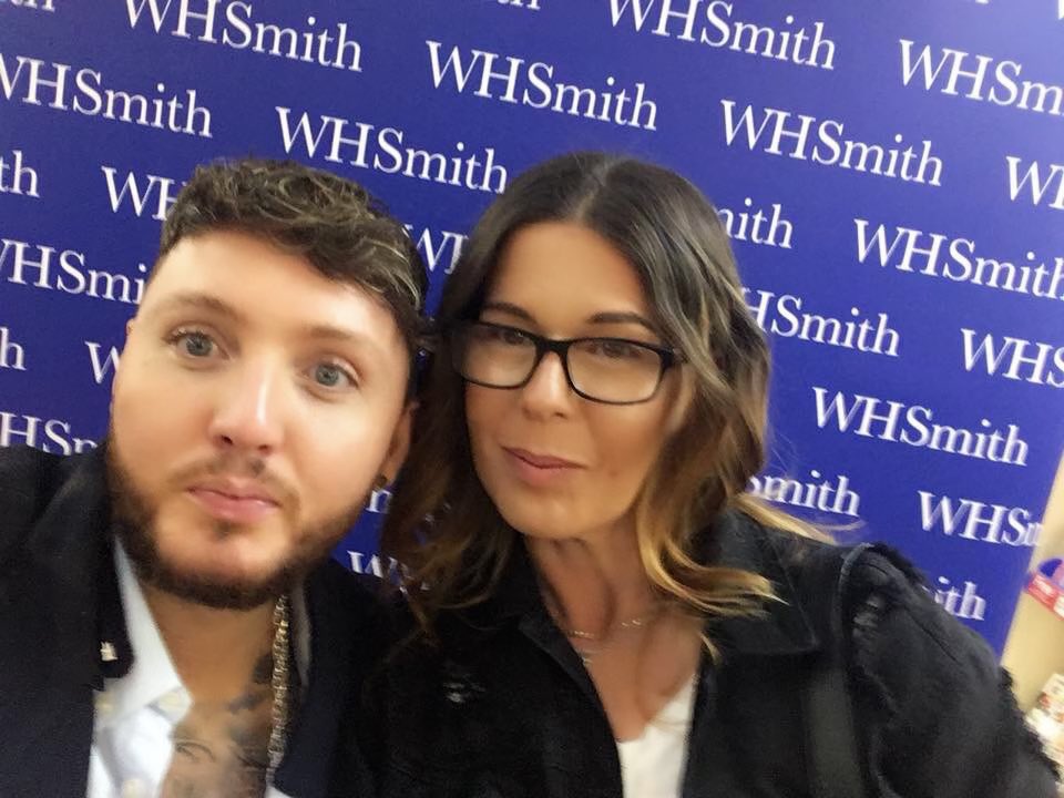 LouLang1976's tweet photo. 2 years today I finally met my obsession in life @JamesArthur23 ❤️#backtotheboy 😍❤️ https://t.co/8f9PriLXTP