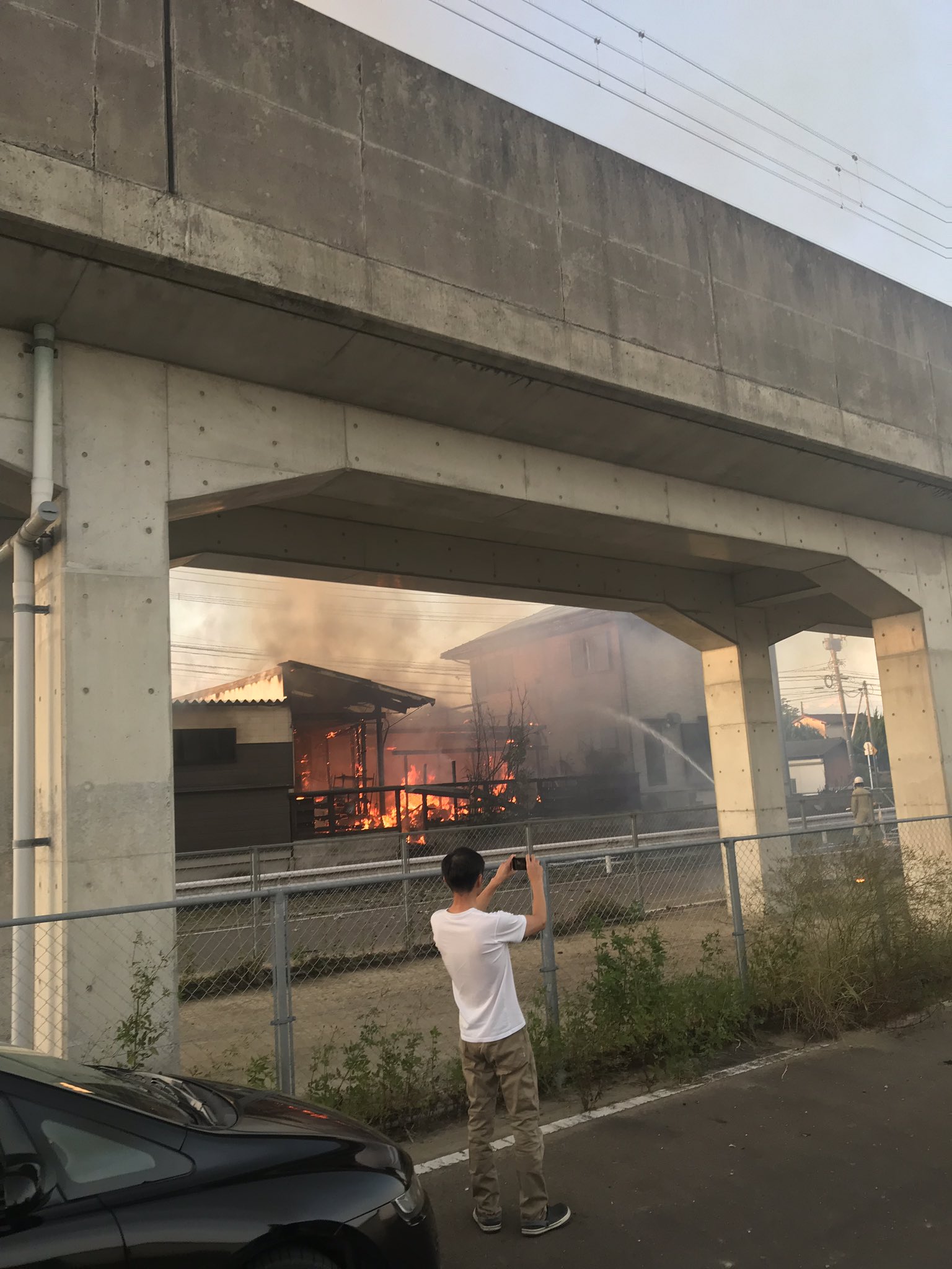 武雄市朝日町の建物で火事が起きた現場の画像