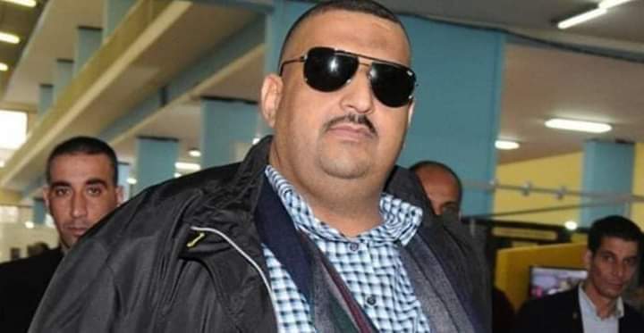 # علي حداد يوزن 02 كلغ جا يهرب شافوه فالظلمة على 03 صباحا وهذا فرس النهر يوزن 250 كلغ نعماو عليه مكاش لي قدر يشوفو لازم لجنة الأهلة تجتمع من أجل رؤيته.#الحراك_العربي