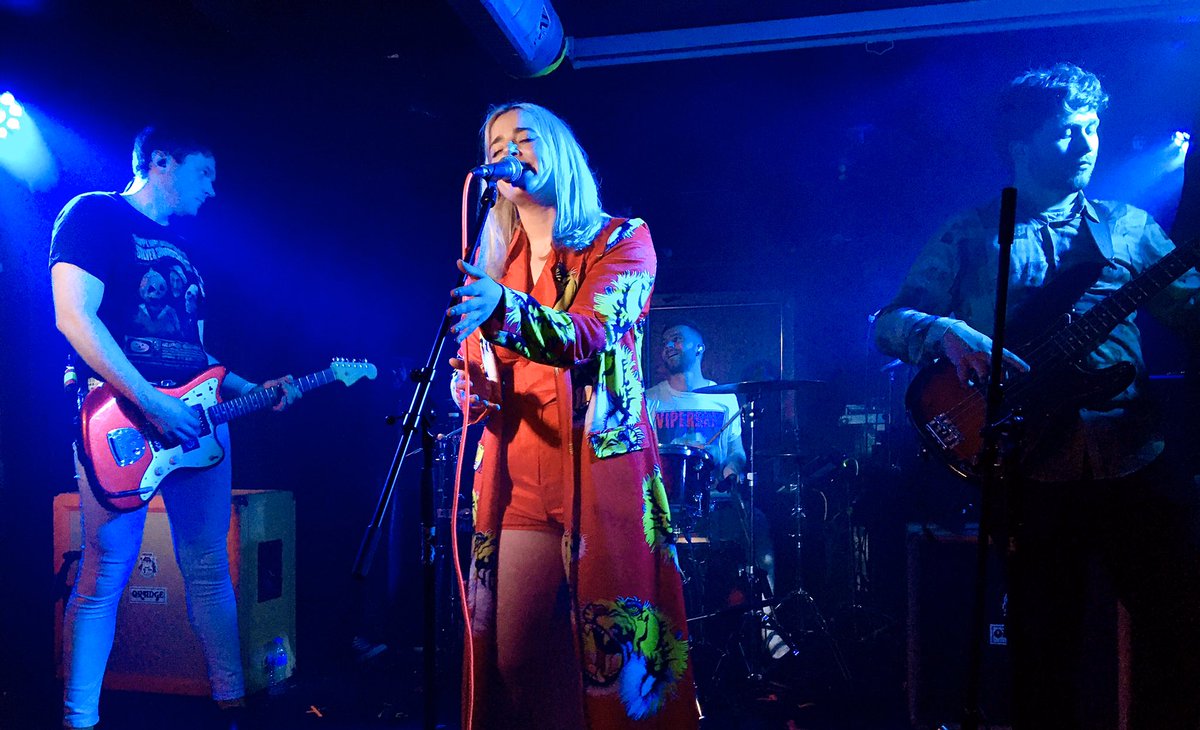 PeterCarroll10's tweet photo. Best find of @ADayOfFestival, for me, were @100fables. Catchy, funky, new wave sort of vibe. So tight musically, with some absolutely world-class drumming from Logan Whyte (also of @landslidesmusic). Loved them! #SupportNewMusic #GoToTheGigs https://t.co/CoNAAlbbs0