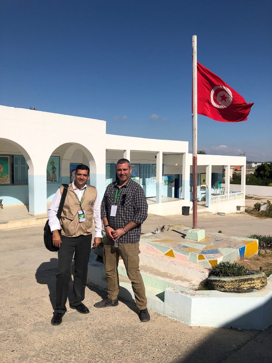DjordjeTodorov5's tweet image. Always fun observing #TnElect2019 with ⁦@samlahood⁩ ⁦@IRIglobal⁩ ⁦@NDI⁩ joint mission in #Tunisia