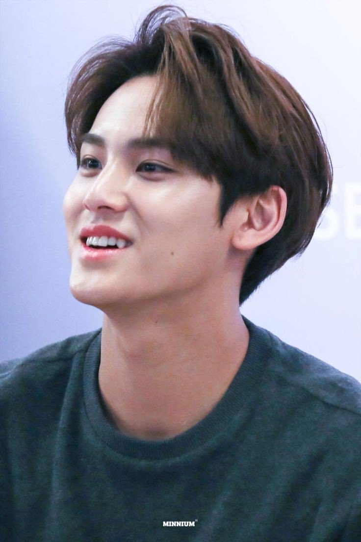 kimingyuhe's tweet photo. Thank you for the Best Inkigayo MC Mingyu.
We'll surely miss our MC Gyu on Inkigayo every Sunday.
You have worked hard, and you did well!!!
κ°μ¬ν©λλ€ λ―Όκ·μΌ!β€οΈ
#μΈκ°λ¨μ _λ―Όκ·μΌ_κ³ μνμ΄ #SEVENTEEN @pledis_17 #KimMing https://t.co/jdx5546ehW