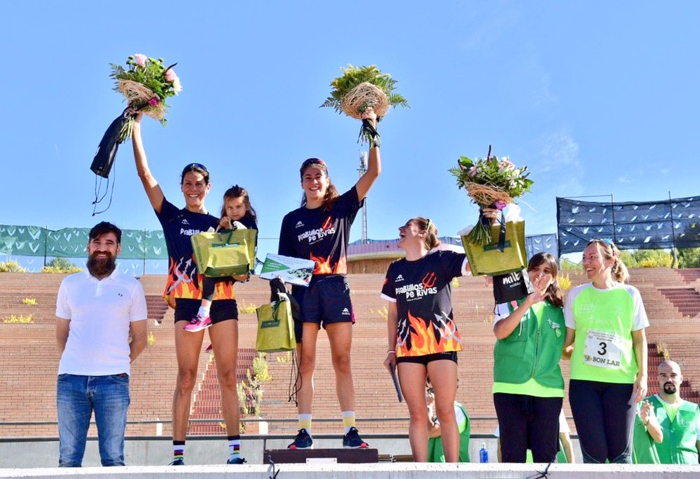 AytoRivas's tweet photo. 𝐃𝐄𝐏𝐎𝐑𝐓𝐄𝐒> Hoy hemos vivido una nueva edición de la carrera contra el cáncer, una prueba solidaria que ha contado con la participación de más de 2.000 personas. Deporte, convivencia y solidaridad en el entorno del recinto ferial Miguel Ríos. #Rivas #Rivasentrenavalores https://t.co/zPR616Oh1I