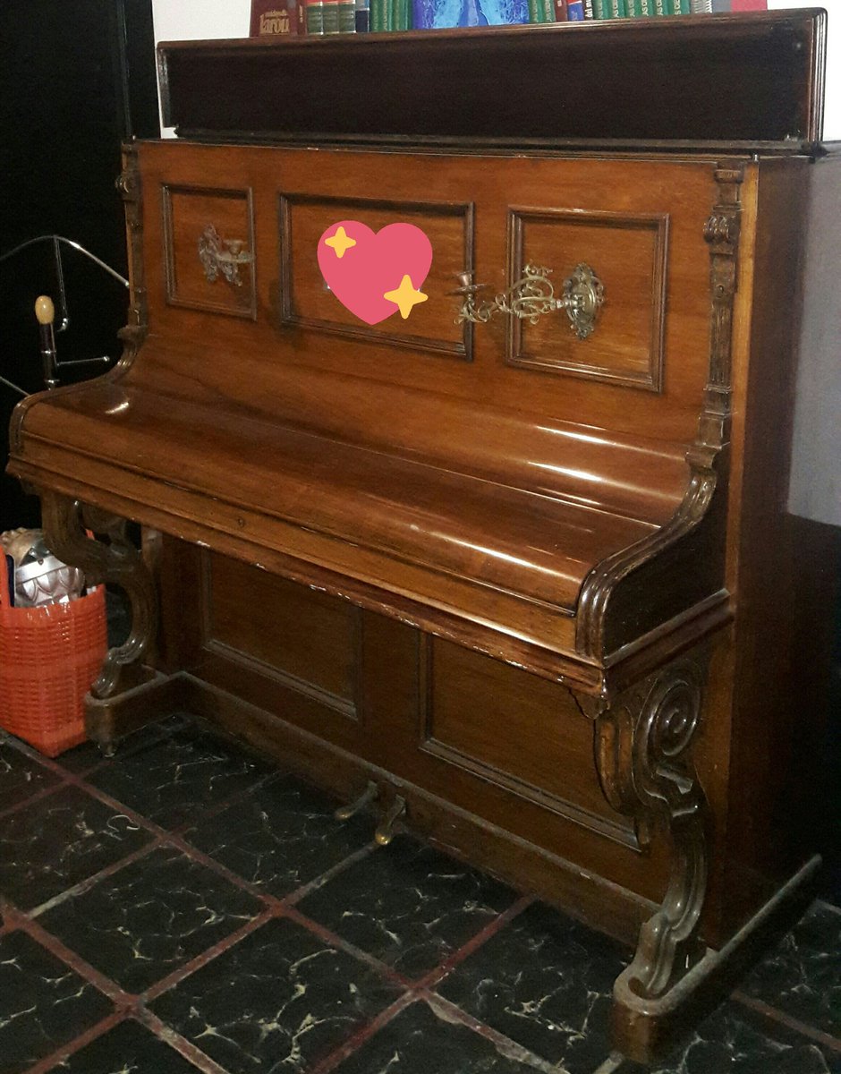 Bebechii's tweet photo. Adiós piano!!! Tantas gracias ❤️ https://t.co/DLs4TGu1Ga