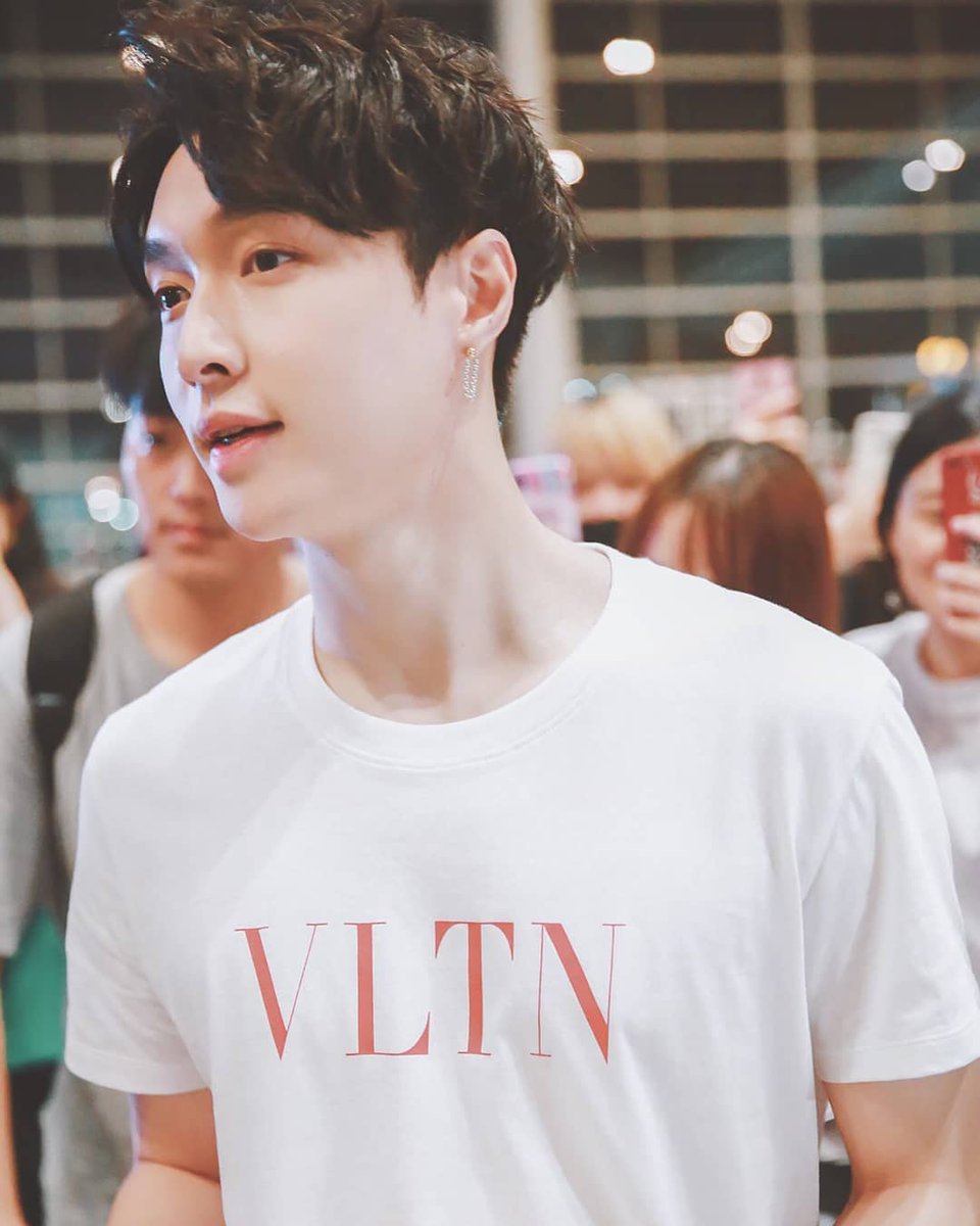 ปริ้นซ์ คริส † tweet media