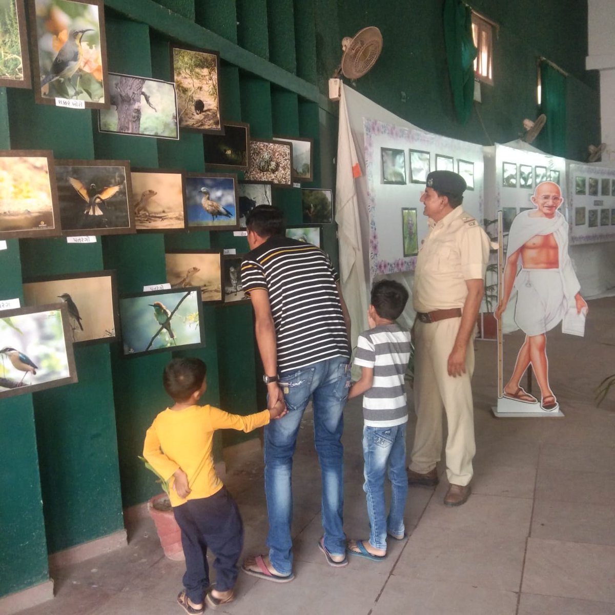 DCFBanaskantha's tweet photo. Public participation and awareness is the key component of Wildlife conservation.
#Wildlifeweek2019
#PlasticFreeIndia
@drrajivguptaias
@HoffPccf
@PccfWildlife
@PccfS https://t.co/EyyQujfkQ0