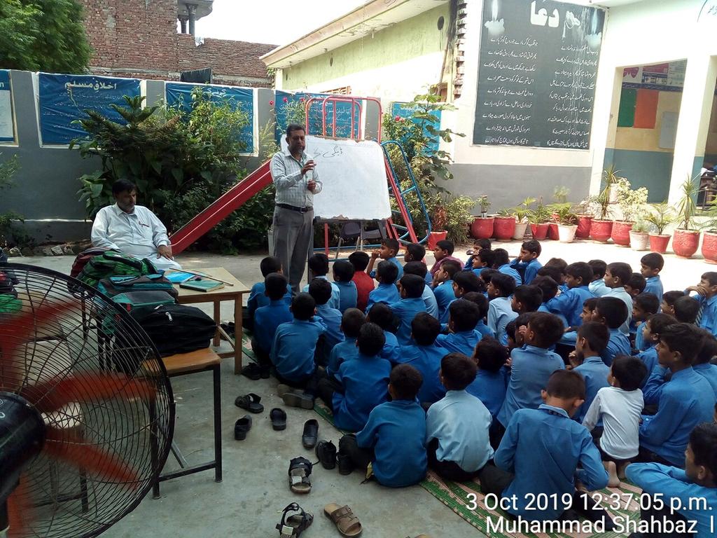Muhamma21098371's tweet photo. Dengue awareness session in government boys primary school Rum uc gondal sialkot https://t.co/3DvyIt9Qw9