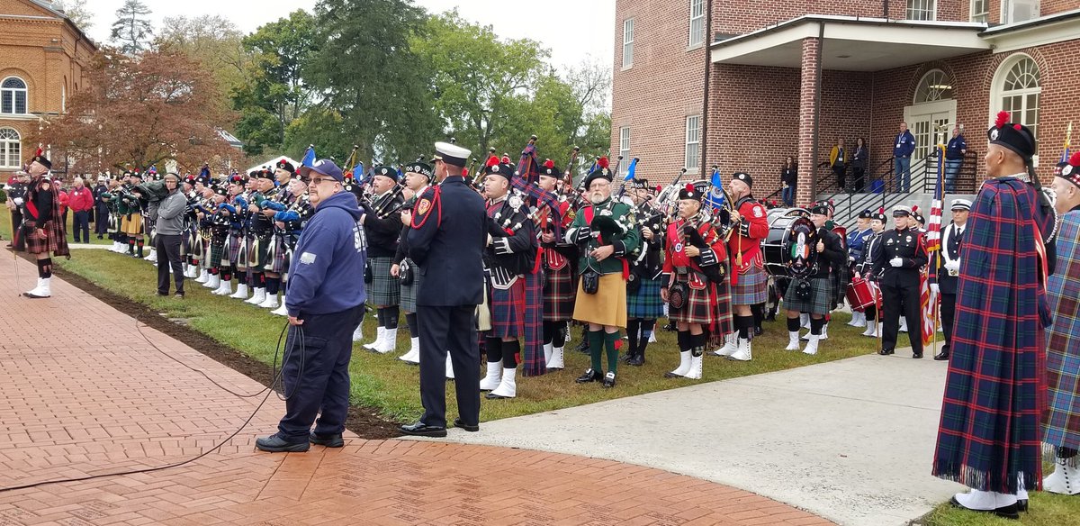 EGH_Program's tweet image. The 38th National Fallen Firefighters Memorial Service honor 92 firefighters who died in the line of duty in 2018 and 27 firefighters who died in the line of duty in previous years. #firehero2019