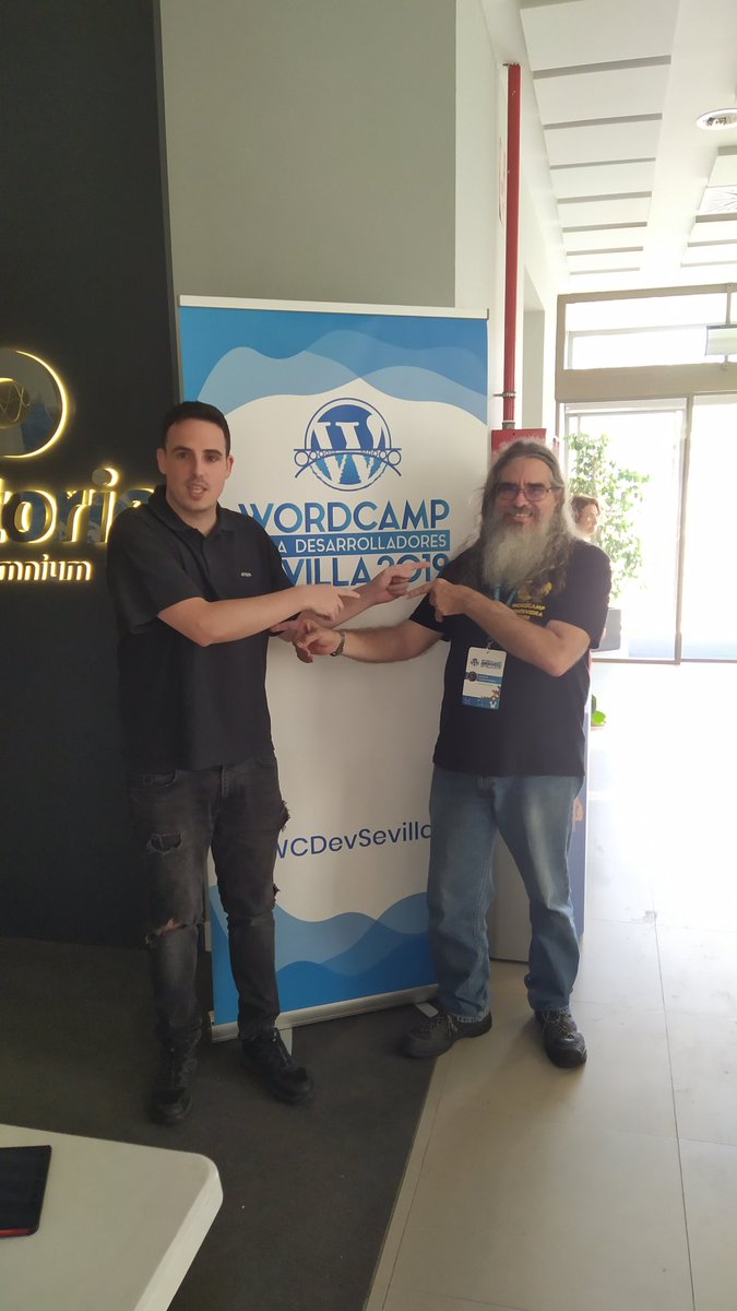 JoseLuis_Losada's tweet photo. Cansado, pero ya en casa después de dos días de #WCDevSevilla19, días intensos con conocidos y nuevos amigos. Gracias @WCSevilla por la oportunidad de compartir buenos momentos y ¡hasta el próximo año! https://t.co/oJfjSpFtn1