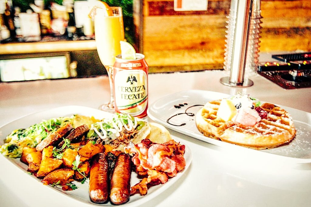 GraneroChicago's tweet photo. The Logan Square Brunch Destination!!! Don't Start Your Sunday Without It! #brunch #chicago #LoganSquare https://t.co/XrxQPPmh68