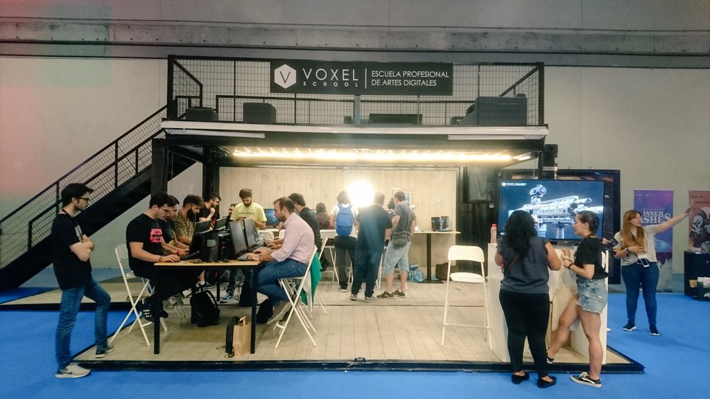 Mau Rockatansky tweet media