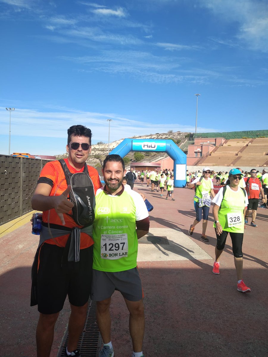 JaimeBarbaPT's tweet photo. #Yocorropor la #VCarreracontrael #cáncer con el motivo de recaudar fondos para que los #científicos investiguen sobre ésta grave enfermedad. https://t.co/K27IF5F25e