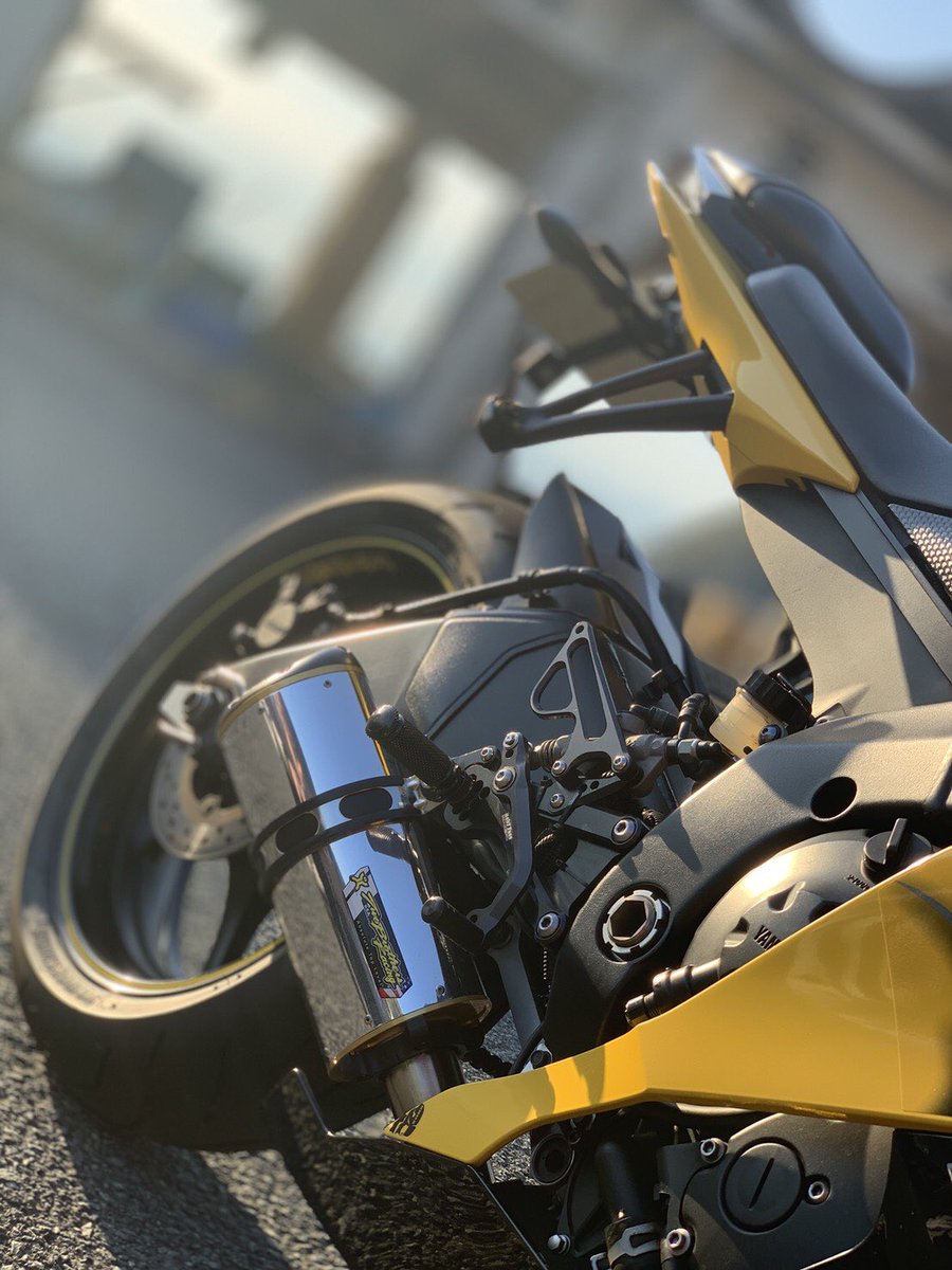 WATASITAWASIl's tweet photo. YZF-R6売ります
比較的綺麗な車体です。転倒などしていないので、目立つ大きなキズなどはございません。
年式そうそうの子キズなどありますが
このカラーはYAMAHA純正で2008年のアメリカ限定カラーなのでとてもレアです。
気になること、欲しい方DMお願いします。
#売ります
#R6
#YZFR6 
#YAMAHA https://t.co/mMdJAt7nUS