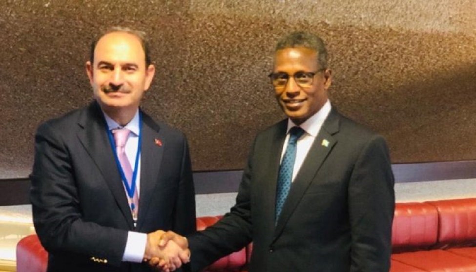 UPU_UN's tweet image. The #Somali government has appealed to #TurkishPost for the reconstruction of the country’s #postal service that was destroyed during the civil strife ow.ly/4B5l50wCaem @PTTCorporate @BozgeyikKenan