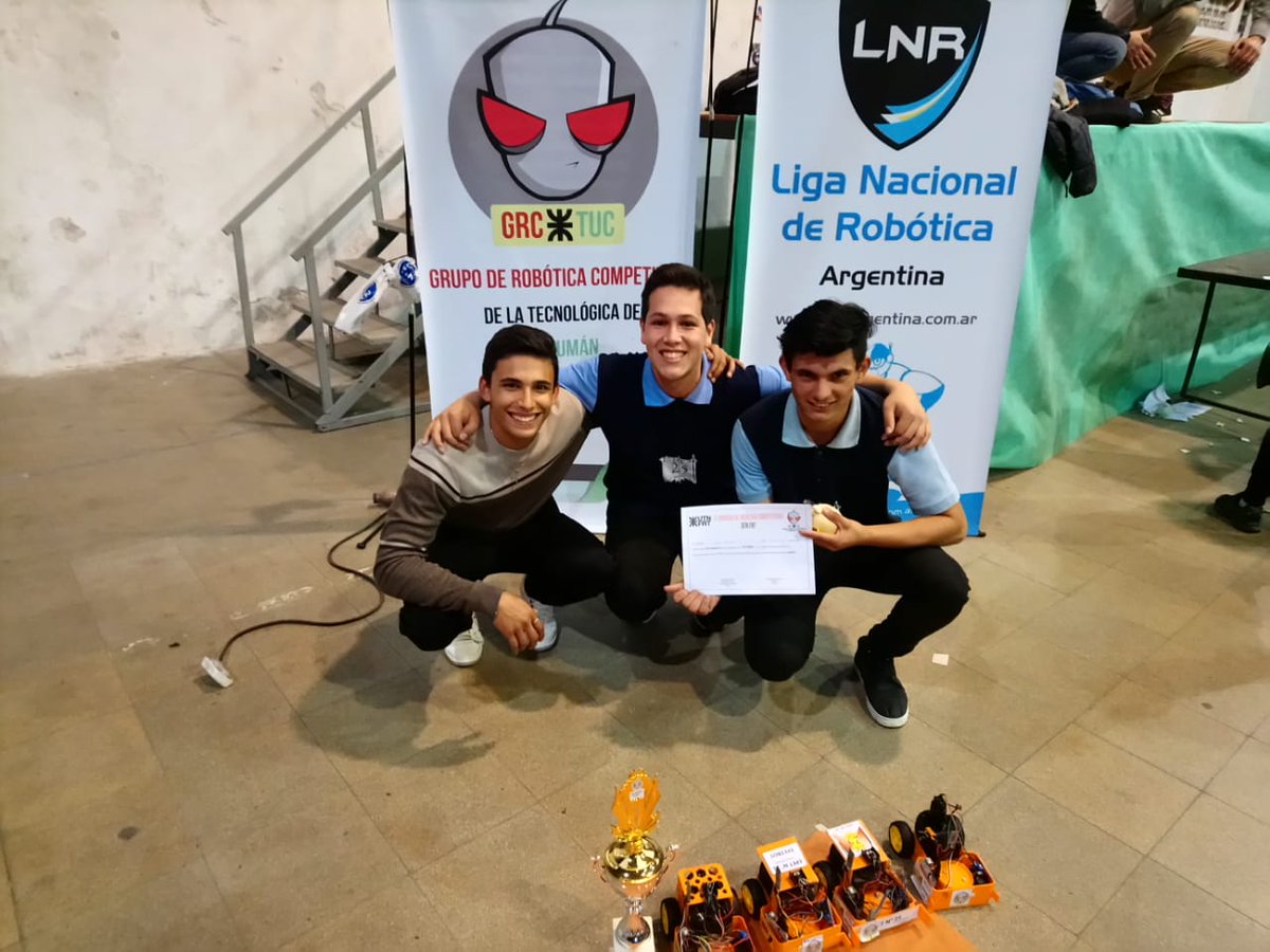 jalbertogalarza's tweet photo. Con este triunfo la #EPET25 clasificó #Primero en la zona Norte de la Liga Nacional de Robótica, donde además participaron Salta, Tucumán, Chaco y Misiones. #Felicitaciones @INETetp @misioneseduca @CGEMisiones https://t.co/mymmIabVVo