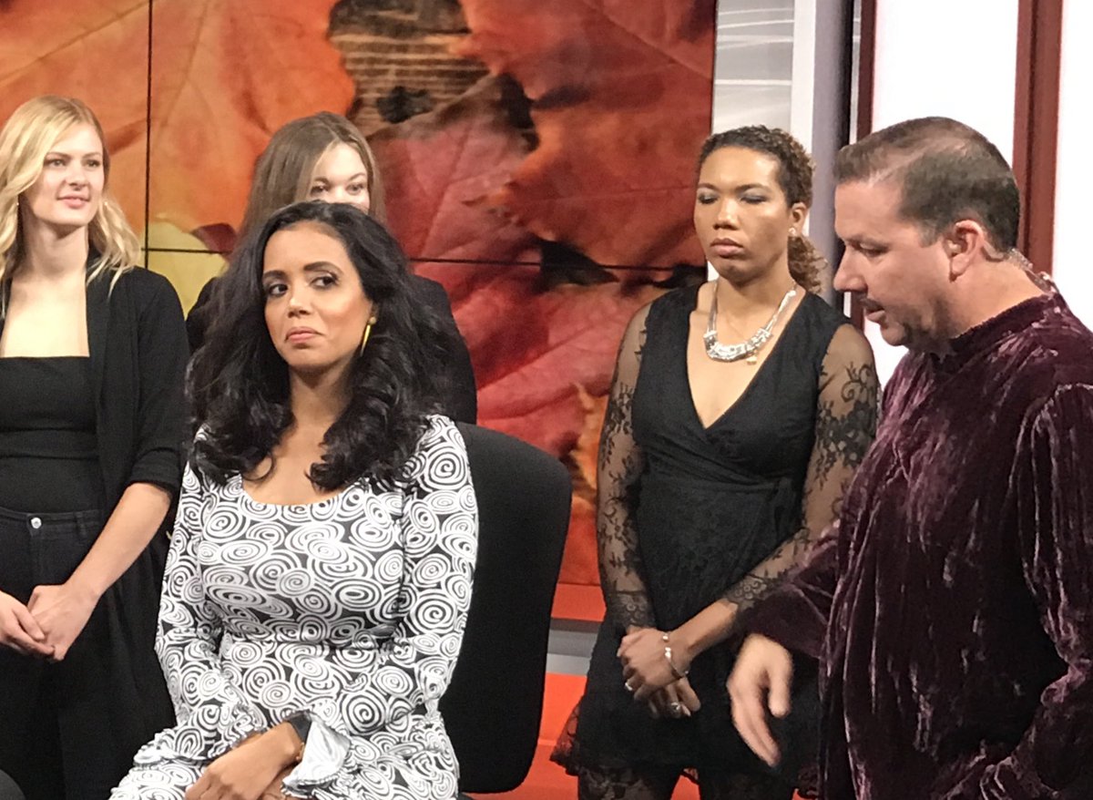 JackieOrozco27's tweet photo. Getting into the 70’s theme for this year’s Halloween @HighBallCbus @shortnorth! 🎃Just missing my go-go👢🤷🏽♀️@philwsyx6 has his Charlie’s Angels of course me & @mariawsyx6 😇 But check out my face when I see Phil’s mustache for the first time 😳👨🏻💼🤣 #HighBallCbus https://t.co/GohEYRFboM