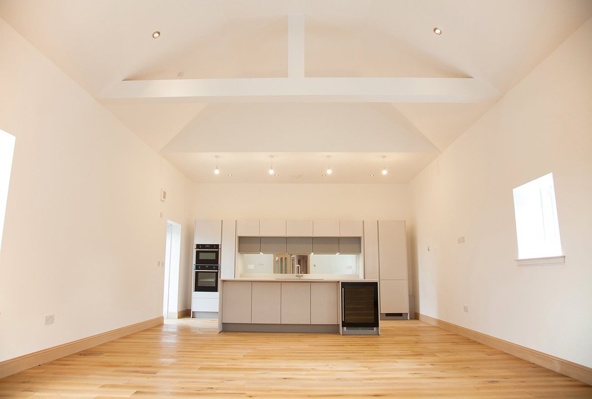 JuniperProjects's tweet image. Traditional, or Modern? Or the best of both...
Polmaise Stable, Cambusbarron, Stirling.