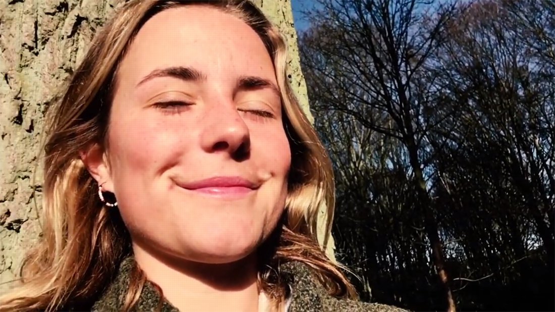 Vriendinnen vermoorde Julie Van Espen delen pakkend filmpje: 'Ze blijft mensen raken' dlvr.it/RFcJ3g