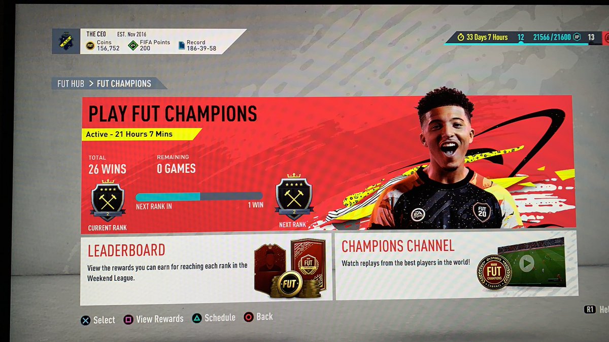 DjWajeWaje's tweet photo. First #Weekendleague. We chocked #Elite one for verification. @AlanAvi_ will yo open my packs? YoungCE0__ here!!!! Thanks to @KingCJ0 &amp; @YvngSavage0402 for the motivation 💪🏾 https://t.co/CEusu4i15z
