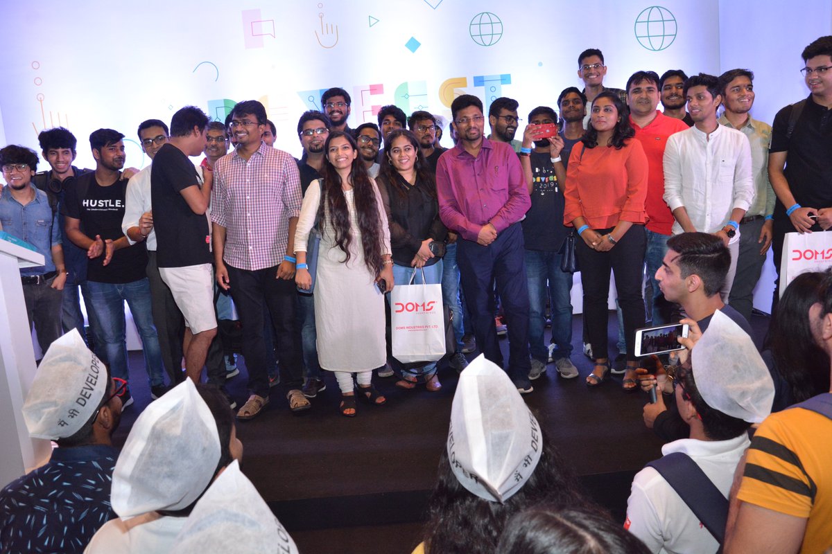 vishal_ai_cloud's tweet photo. Thanks &amp; Congratulations to the organising team, volunteers &amp; all the communities for such a great event #DevFest2019 #DevFest #DevFestDelhi... :)

@Arpansac @shilpa1994 @ipranaynanda @amentyagi
@gdg_nd @gdgcloudnd @gdgcloudnd
@WTM_Delhi @GoogleDevsIN https://t.co/4TAOB7dzWJ