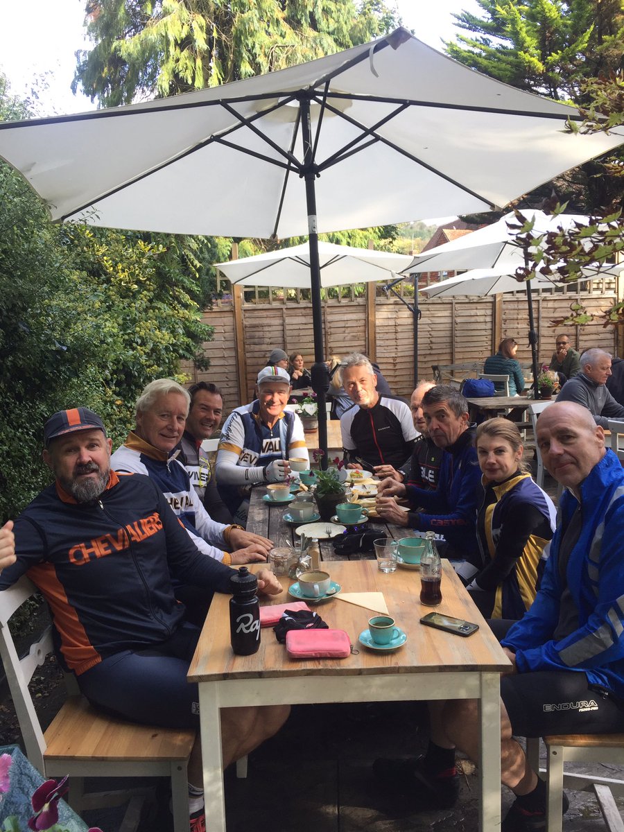 ChevaliersCC's tweet photo. Sunday social cafe stop at the Dabbling Duck in Shere. https://t.co/o9sgYYDXwP