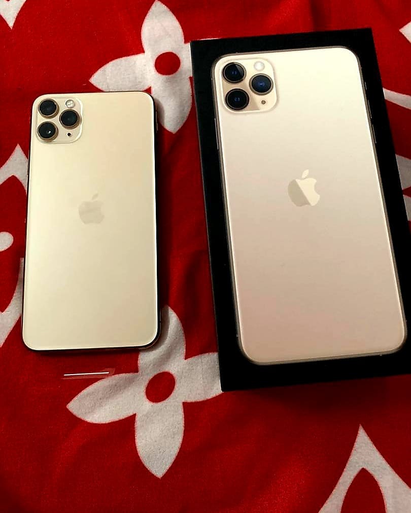 Ca déjà commencé, sur18 Iphones11 pro max il reste12. félicitations a ceux qui ont reçu .Qui sera le prochain?le POWER des PAWER c'est #BSKPOWER /That already started, on 18 Iphone11 pro max there remains 12. congratulations to whom received it. who will be the next one ?🤔..