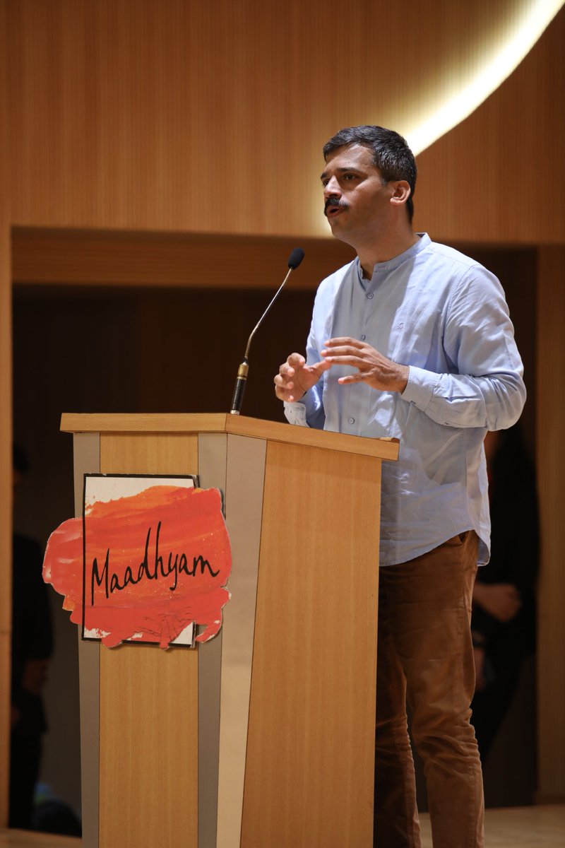 Maadhyam3's tweet photo. The day has passed but the memories are all fresh. 🎉
.
A wonderful Learning experience with huge amount of Fun wouldn't be possible without the Outstanding Speakers.✨
.
Thank You so much @mandarphan  @MandarPhanse forsharing your knowledge and being a part of Maadhyam-2019.
. https://t.co/IZDwwgHUB6