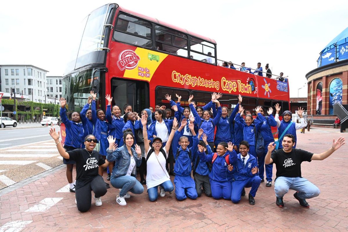 lovecapetown's tweet photo. Celebrating the winners of Tourism month’s #lovecapetown school’s roadshow comp.Sea View Primary in Mitchell's Plain, Siyabulela Primary in Langa and Luleka Primary in Khayelitsha 🎉  @CapeTownRedBus @TableMountainCa #capetown #southafrica #sundayfunday https://t.co/XINhk8K3Fj