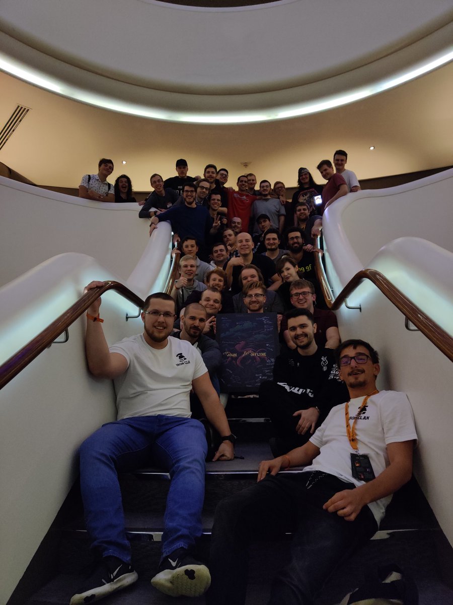 MtbMagic's tweet image. Offlyne 2018 vs Offlyne 2019. Insane how much our small community has grown and continues to grow. Let&apos;s have twice this many gamers next year ✊✊