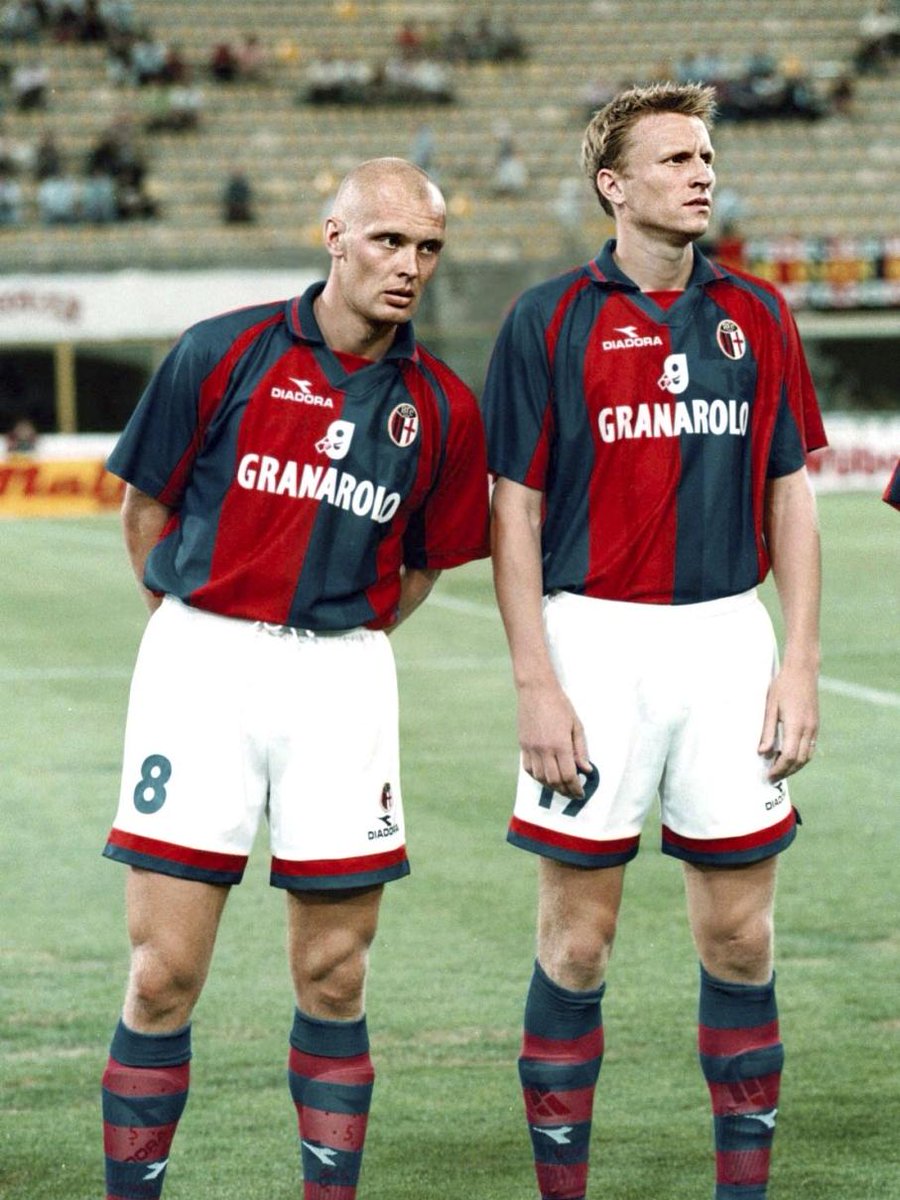 ftblsm's tweet photo. In Italy #KennetAnderson often shared his professional career with his team mate in the Swedish national team #KlasIngesson https://t.co/3qms7ytzfF
