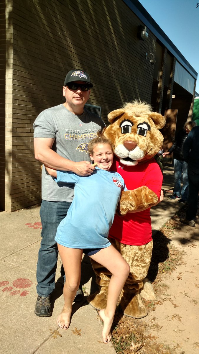 Great day at Warren's Fall Festival. Had so much spending time with all the families <a href="/WarrenES_BCPS/">Warren Elementary</a>