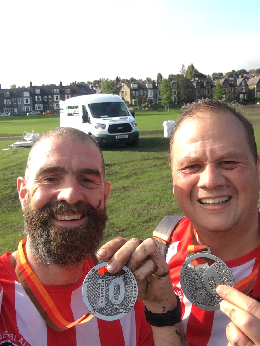 Thisisred5Five's tweet image. #runnerblades with #runnerbling 🏃🏻‍♂️⚔️ @unitedite